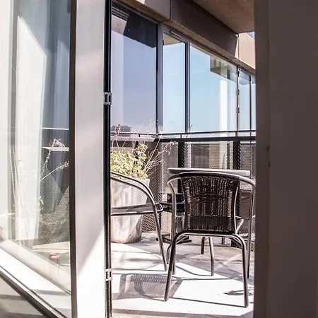 Exclusive And Modern Close To Central Apartman *